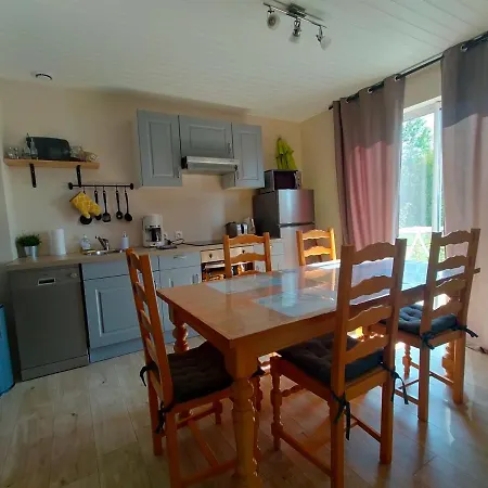Le Domaine Des Biches Longueville (Pas-de-Calais)